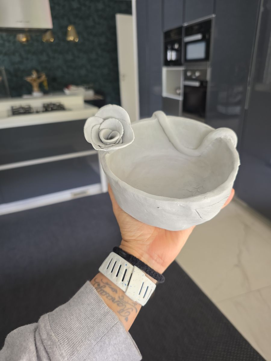 Rosebud Bowl — raw clay